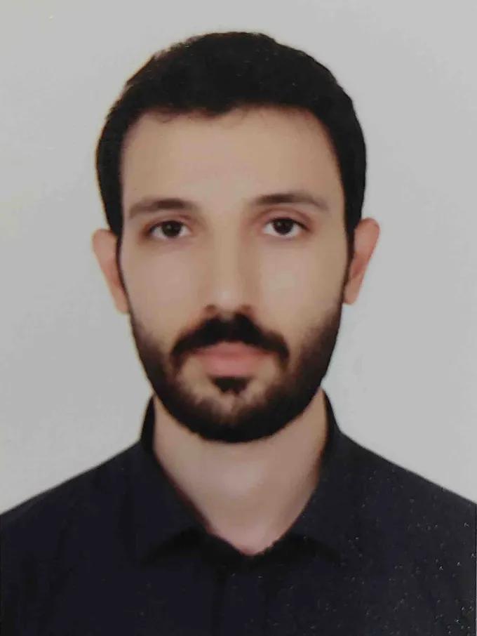 دکتر فاضل اذعانی