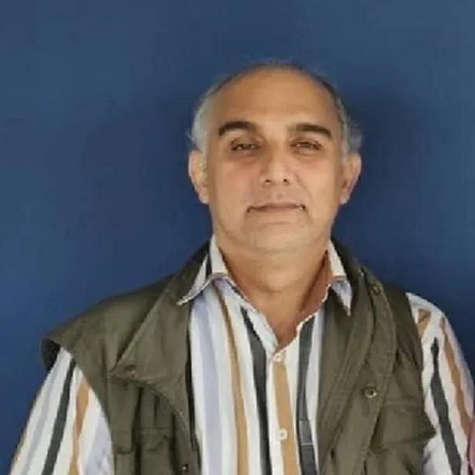 دکتر پویش حیدرزاده